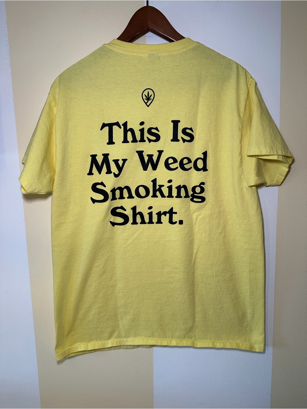 Leafythings Graphic T-Shirt L Yellow This Is My Weed Smoking Shirt Gildan Mens